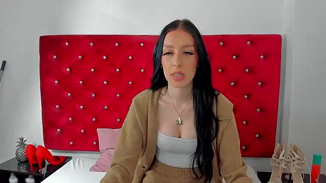 Snapshot of PleasureJasmine chatting on March 6, 9:06 am PleasureJasmine online show from March 6, 9:06 am