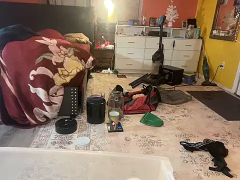 bearcub300 online show from November 22, 2:10 am