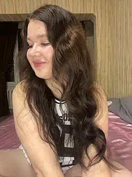 Di Olivia online show from November 8, 3:45 pm