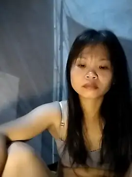 Snapshot of LinhNa999 chatting on October 4, 12:14 pm LinhNa999 online show from October 4, 12:14 pm