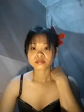 Snapshot of LinhNa999 chatting on October 8, 1:25 am LinhNa999 online show from October 8, 1:25 am