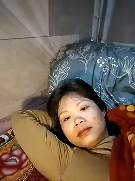 LinhNa999 online show from February 11, 3:44 am