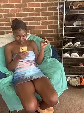 Snapshot of sprinklingfairy chatting on October 27, 3:38 pm sprinklingfairy online show from October 27, 3:38 pm