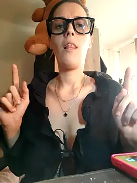 Mila Luciphya online show from January 7, 1:24 pm