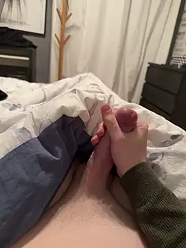 Snapshot of Eternelfrisson chatting on February 17, 6:03 pm Eternelfrisson online show from February 17, 6:03 pm