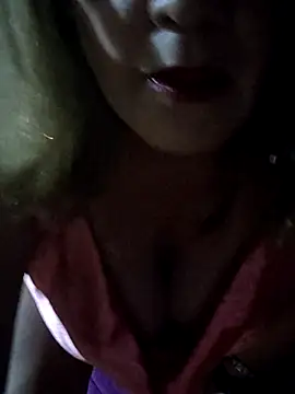 Snapshot of XimenaSmith chatting on September 13, 12:21 am XimenaSmith online show from September 13, 12:21 am