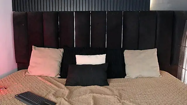 Dominic ghost online show from September 26, 12:03 am