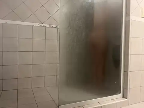 Snapshot of Sexyshygirl chatting on April 2, 11:35 pm Sexyshygirl online show from April 2, 11:35 pm