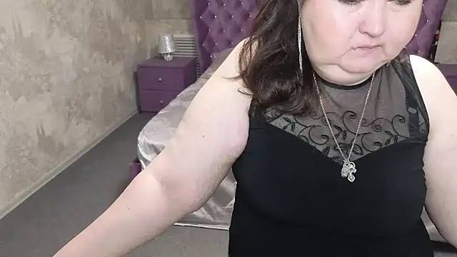 Eloisa Eliot online show from October 9, 2:15 pm