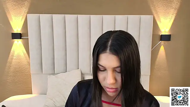 Snapshot of goddess_saori_ chatting on October 8, 9:34 pm goddess saori online show from October 8, 9:34 pm