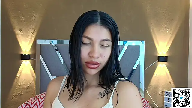 Snapshot of goddess_saori_ chatting on January 15, 11:41 pm goddess saori online show from January 15, 11:41 pm