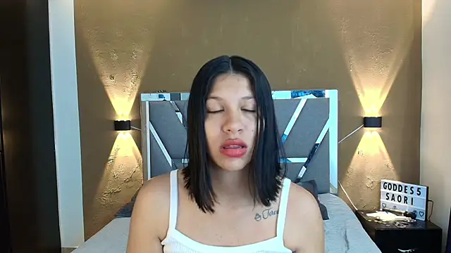 Snapshot of goddess_saori_ chatting on February 4, 7:42 pm goddess saori online show from February 4, 7:42 pm