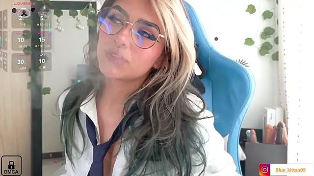 blue kitten online show from February 28, 10:11 pm