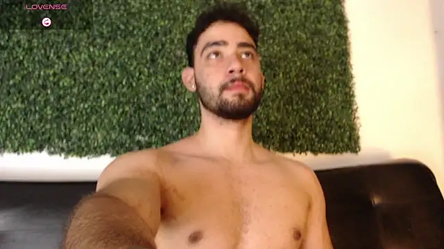 Snapshot of sam_ford_2 chatting on May 3, 11:55 pm sam ford 2 online show from May 3, 11:55 pm