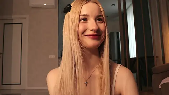 Snapshot of Nana_Wilson chatting on March 29, 4:45 am Nana Wilson online show from March 29, 4:45 am