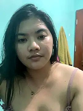 Snapshot of Sweetangelxx19 chatting on September 15, 6:30 pm Sweetangelxx19 online show from September 15, 6:30 pm