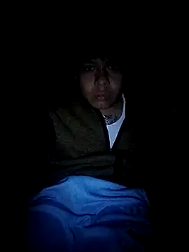 Snapshot of alexis_20-__- chatting on February 14, 4:42 am alexis 20- - online show from February 14, 4:42 am