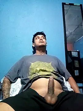Snapshot of Longerdick27 chatting on September 22, 8:44 pm Longerdick27 online show from September 22, 8:44 pm