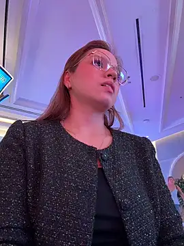 Snapshot of Mrs_MrLove chatting on March 2, 5:08 am Mrs MrLove online show from March 2, 5:08 am