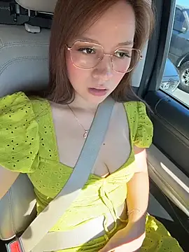 Snapshot of Mrs_MrLove chatting on March 3, 8:37 pm Mrs MrLove online show from March 3, 8:37 pm