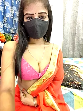 Snapshot of Misss-julli chatting on April 13, 5:46 am Misss-julli online show from April 13, 5:46 am