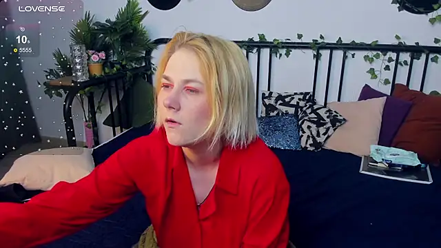 AliceMaurik online show from September 12, 8:14 am