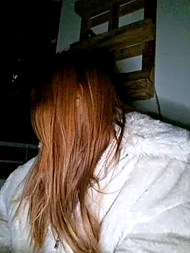 SlimBellaa online show from October 3, 9:01 pm