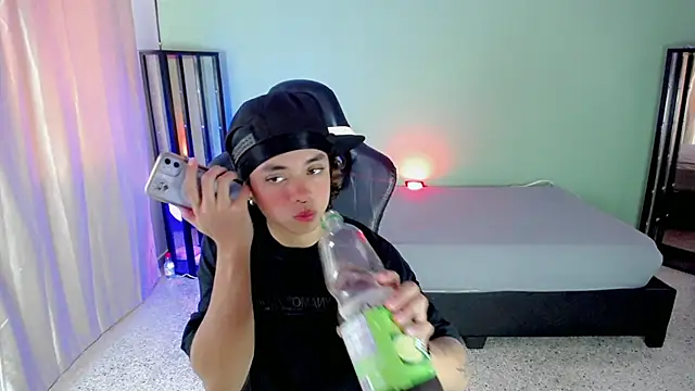 Stein  online show from October 3, 2:25 pm