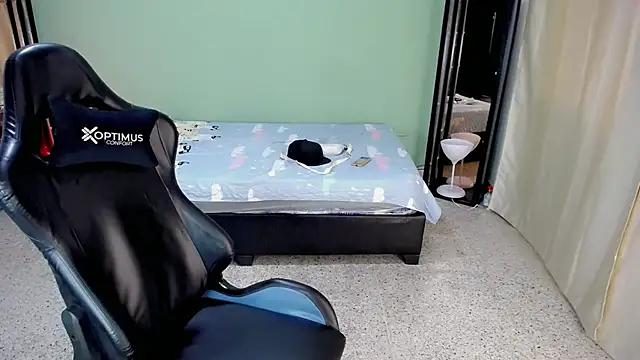 Stein  online show from October 7, 12:57 pm