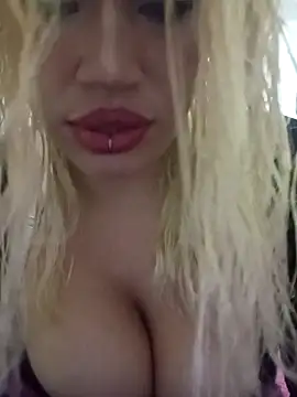 Lorenitaaaai online show from February 11, 11:43 pm