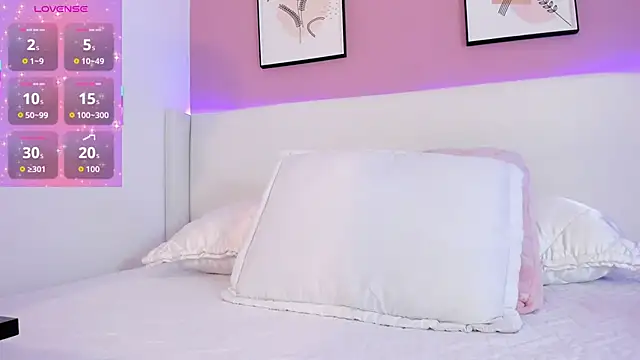  Saandy online show from February 2, 11:42 am