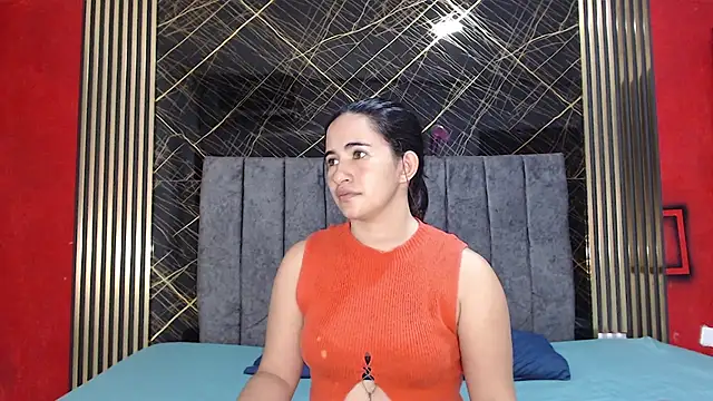 Snapshot of brutal_sex_love chatting on March 17, 1:21 am brutal sex love online show from March 17, 1:21 am