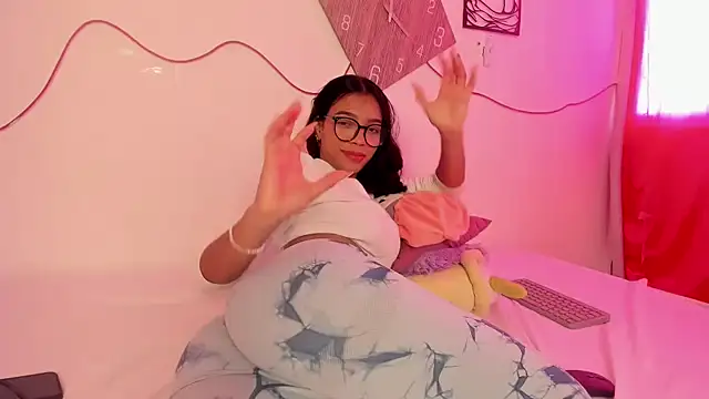 Valy hot online show from September 17, 2:30 pm