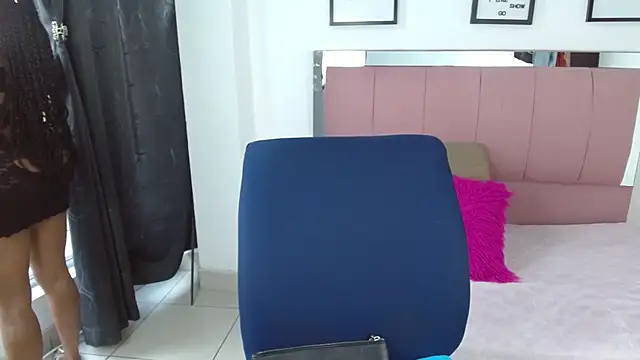 Snapshot of Lele_F_w chatting on September 19, 6:41 pm Lele F w online show from September 19, 6:41 pm