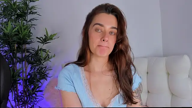 Snapshot of MissLana77 chatting on September 27, 1:10 am MissLana77 online show from September 27, 1:10 am