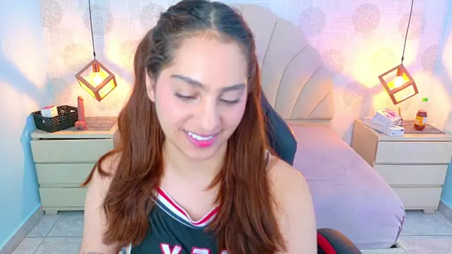 AIXATRISTA1 online show from November 22, 7:46 pm