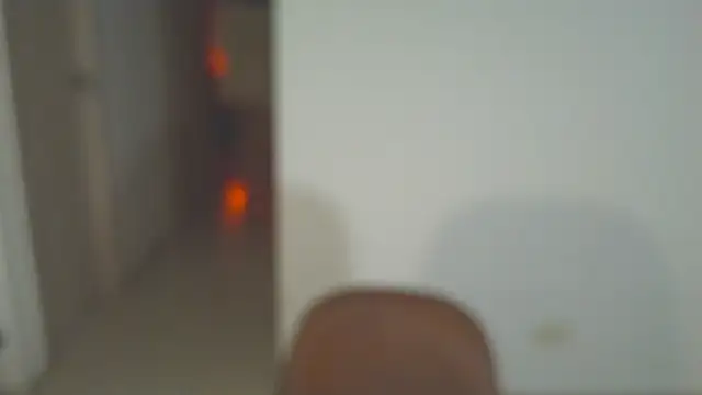 Snapshot of Yulienneg chatting on April 3, 3:26 am Yulienneg online show from April 3, 3:26 am