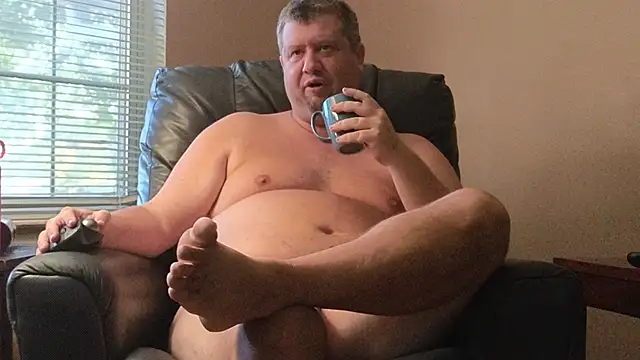 Single White Male online show from September 27, 10:15 pm