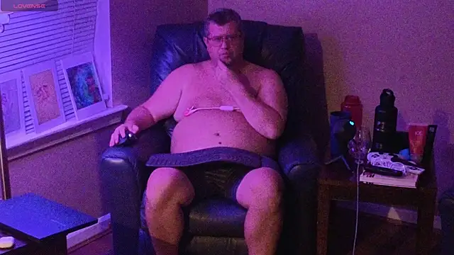 Single White Male online show from October 2, 1:34 am