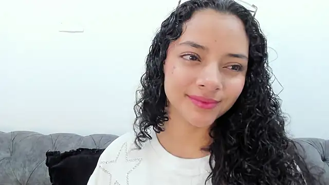 Angellit Afrodita  online show from October 7, 11:40 am