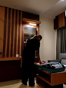 Hot-Sexy-Riya online show from January 9, 12:24 am