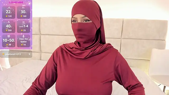  Nadiaa online show from September 12, 7:14 pm