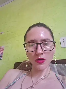 Linda Hot13 online show from October 23, 3:00 pm