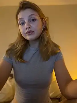 Emaline Fane online show from November 3, 7:04 pm