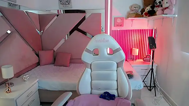 Mia garcia28 online show from September 20, 7:48 pm