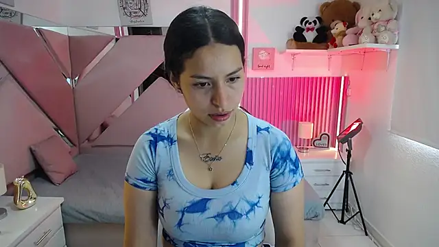Snapshot of Mia_garcia28 chatting on June 6, 1:49 pm Mia garcia28 online show from June 6, 1:49 pm