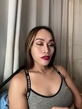 RomanticPearlTS online show from March 26, 1:44 am