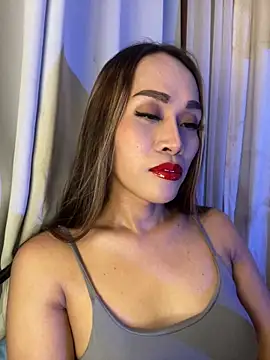 RomanticPearlTS online show from April 30, 1:50 pm