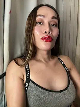 RomanticPearlTS online show from May 18, 4:07 am