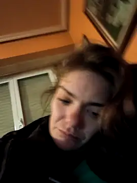 Snapshot of Junani2231 chatting on February 22, 8:51 pm Junani2231 online show from February 22, 8:51 pm